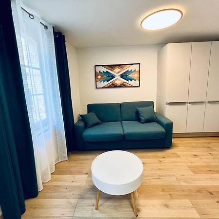 דירות סנליס Stylish Studio In The Center Of Senlis מראה חיצוני תמונה